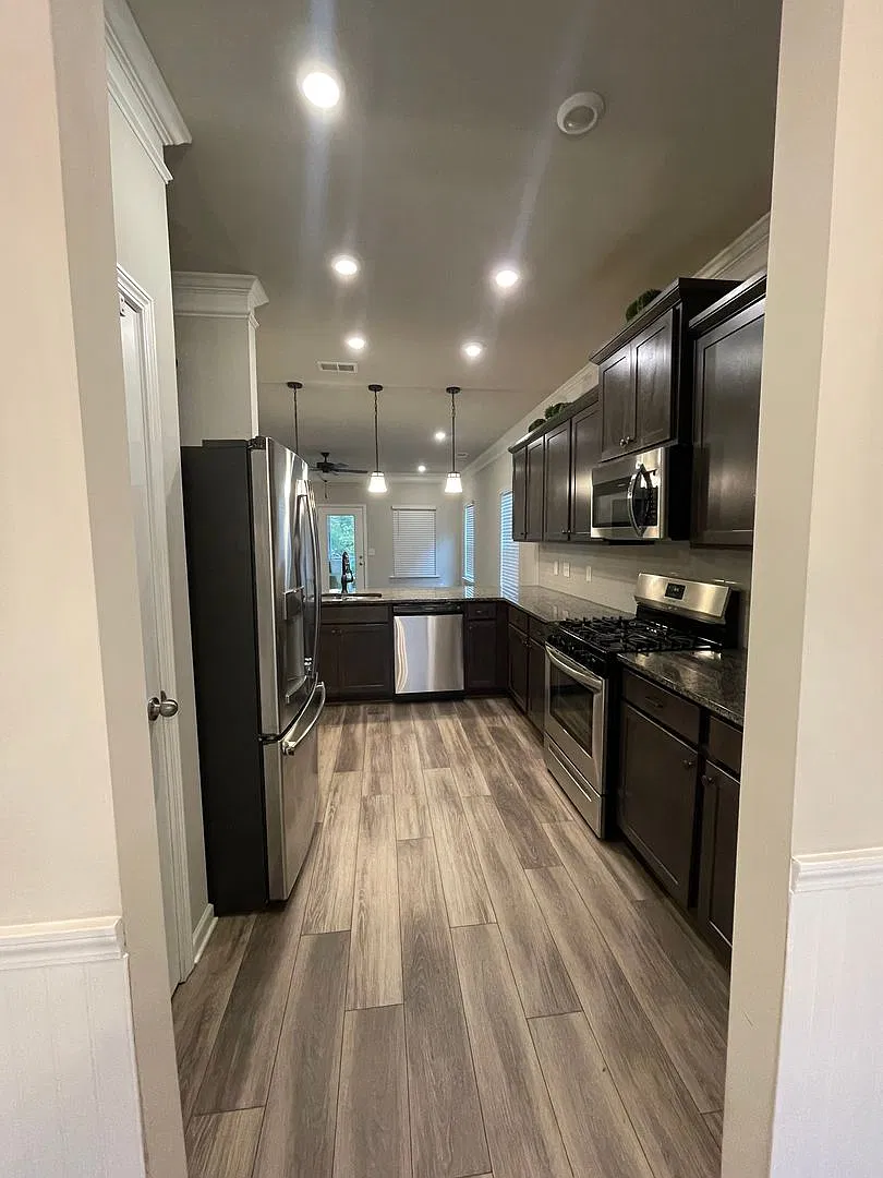 Beautiful Home in Gated Community with Premium Amenities! — Photo 4