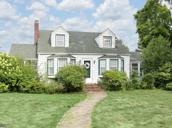 696 Lincoln Ave, Hawthorne Boro, NJ 07506