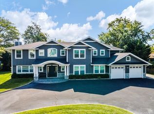 805 Pond Ln, Woodmere, NY 11598