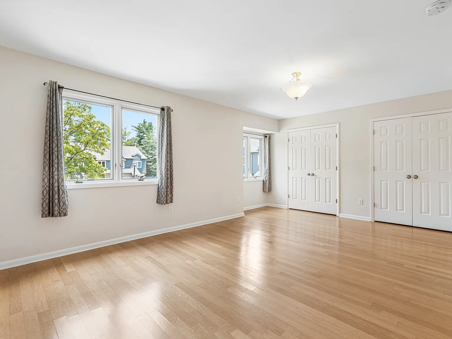 2 bed, 2.5 bath, 1540 sqft, $3,799 — Photo 3