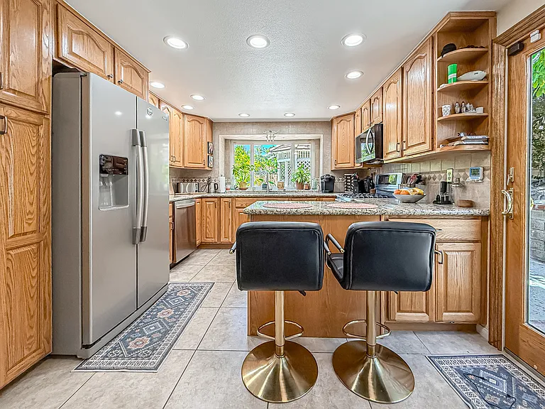 2111 Peak Pl — Photo 17