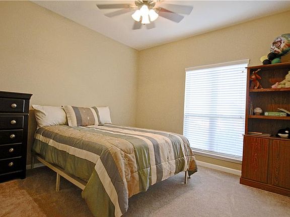 2nd image of 42346 Pebblestone Ave