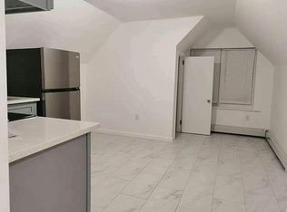 7621 172nd St, Fresh Meadows, NY 11366