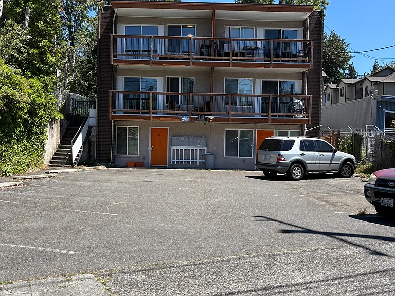 6814 Rainier Ave S #10 — Photo 16