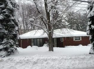 952 Bebout Rd, Venetia, PA 15367