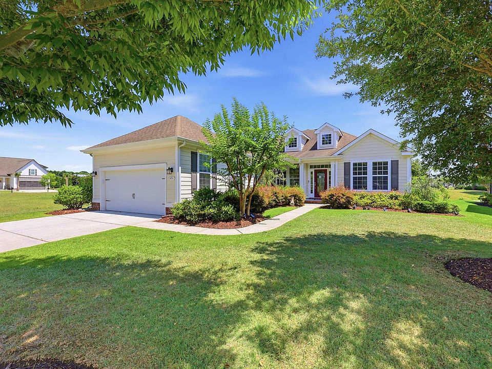 1st image of 431 Plantation Oaks Dr.