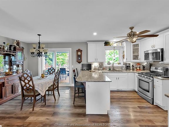 4th image of 19357 Erieau Rd