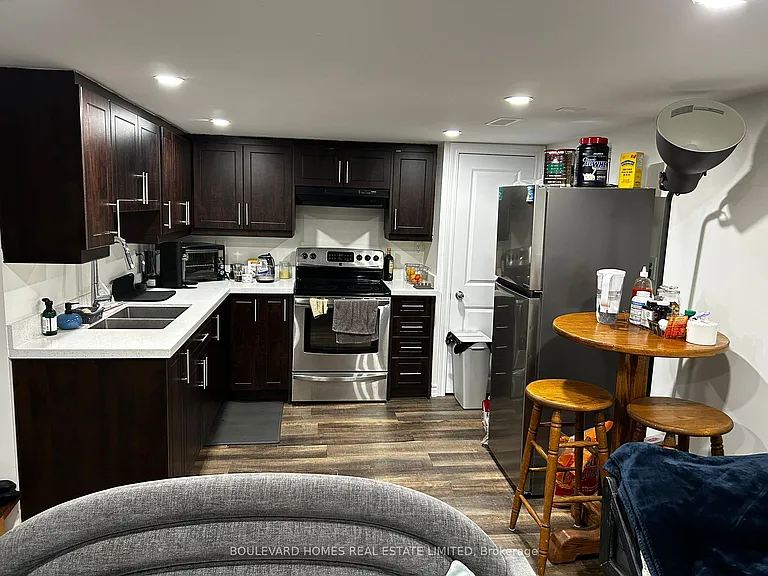 867 Masson St #BASEMENT — Photo 7