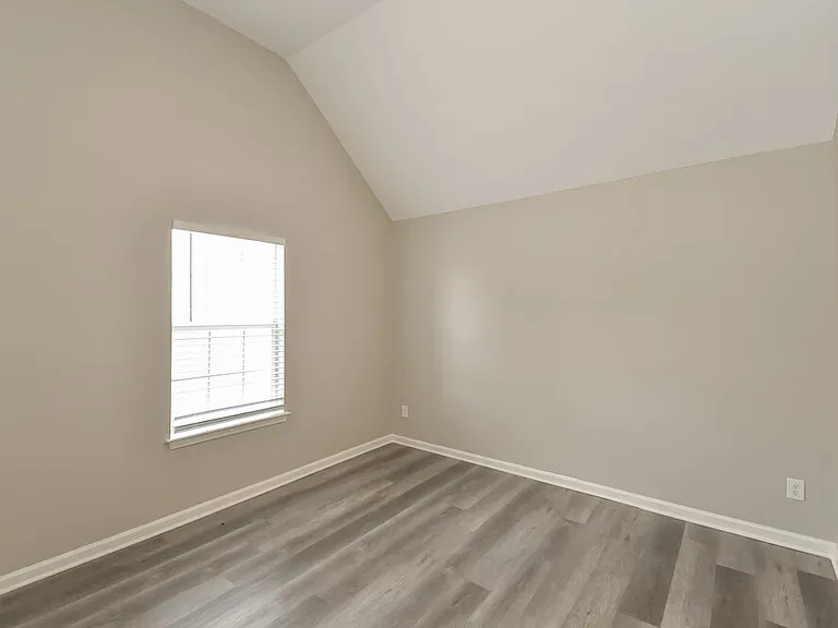 1726 Byrom Pkwy — Photo 15
