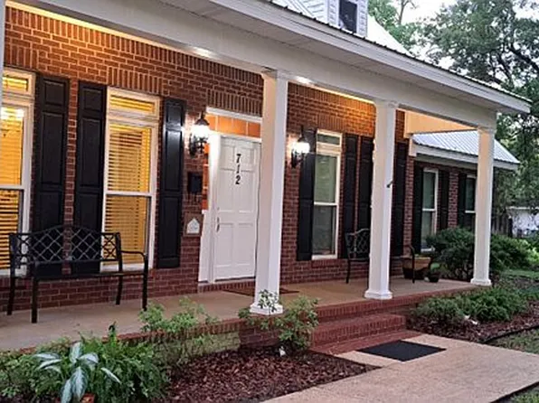 712 Canal St, Pascagoula, MS 39567