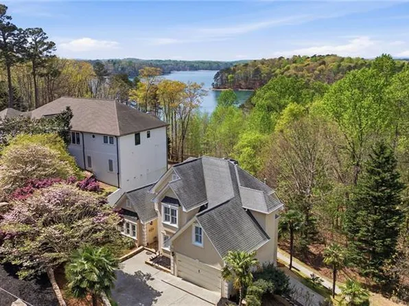 5401 Pine Forest Rd, Gainesville, GA 30504