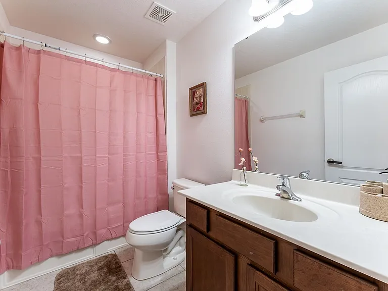 5237 Oakbourne Ave — Photo 3