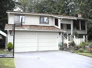 1011 Duchess Rd, Bothell, WA 98012