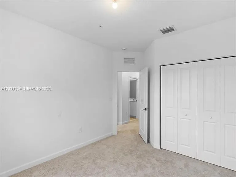 106 SW 184th Pl — Photo 27