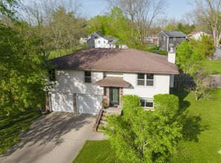 4501 W Bainbridge Dr, Columbia, MO 65203