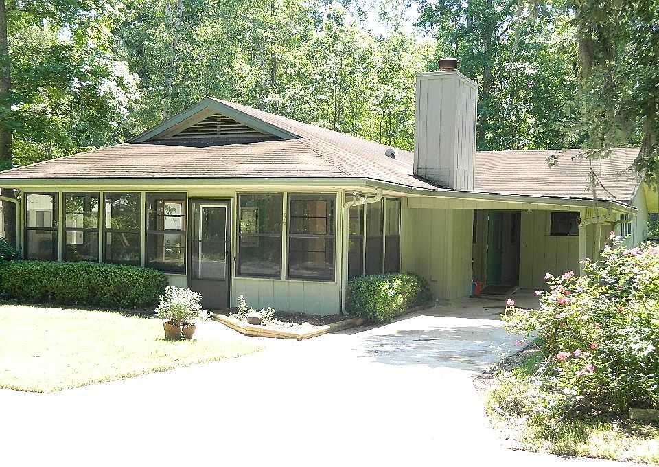 1st image of 3849 NW 84th Pl