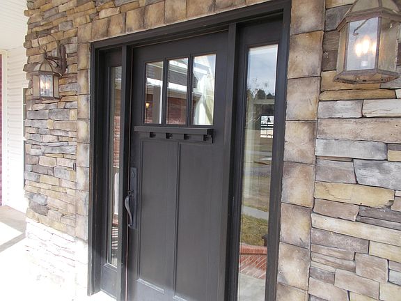 2nd image of 489 Stonegate Dr