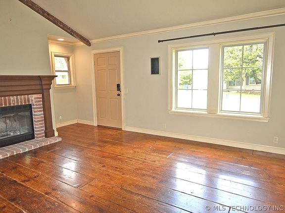 4th image of 4136 E 34th St