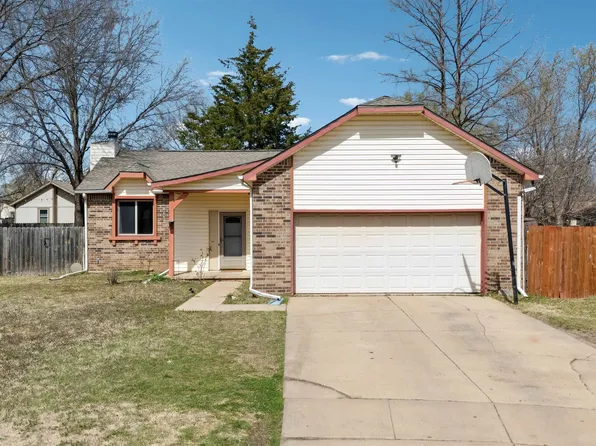 627 N Covington Ct, Wichita, KS 67212