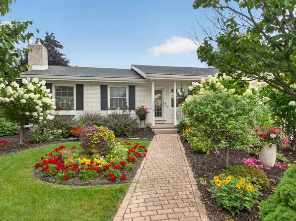 1020 Maple AVENUE, Waupun, WI 53963