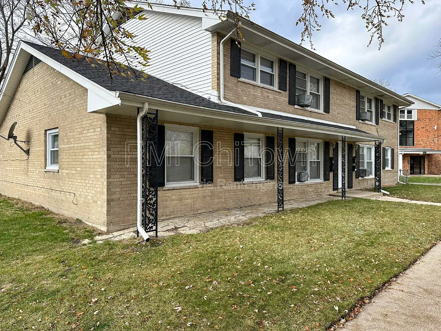2 bed, 1.0 bath, $1,475 — Photo 2
