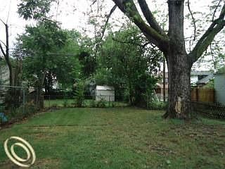 4th image of 1172 Fort Park Blvd