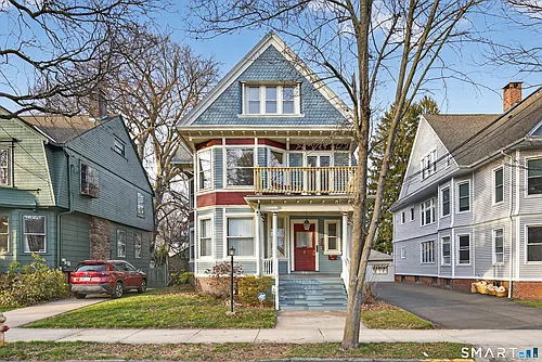 339 Willow St #1 Photo 1