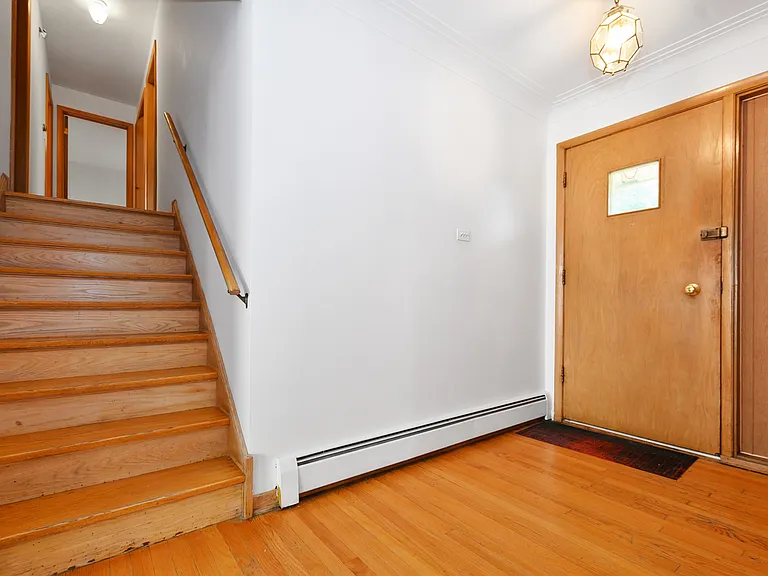 6238 W 63rd St — Photo 26