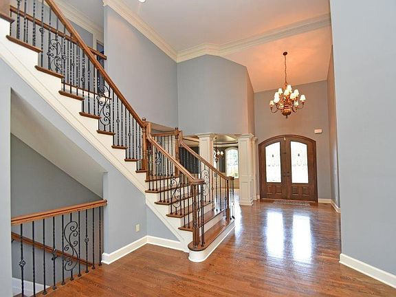 2nd image of 3708 Carmelle Woods Dr