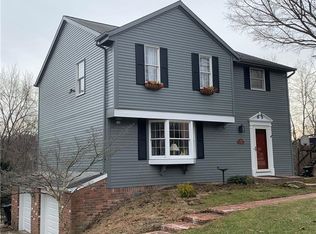 2123 Carriage Hill Rd, Allison Park, PA 15101