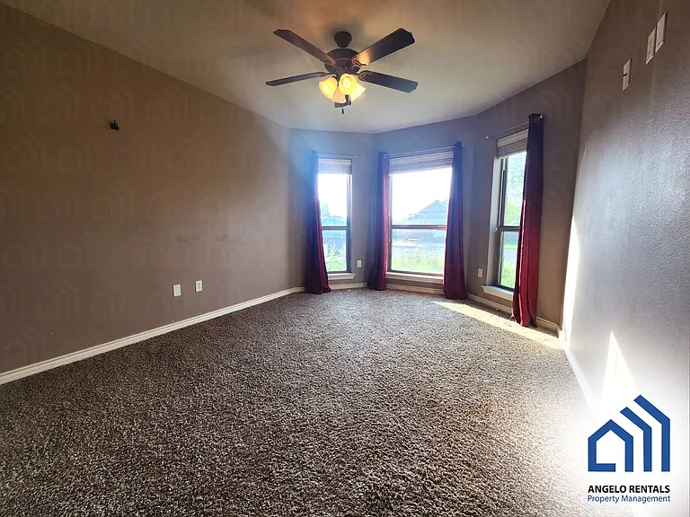 5905 Merrick St — Photo 6