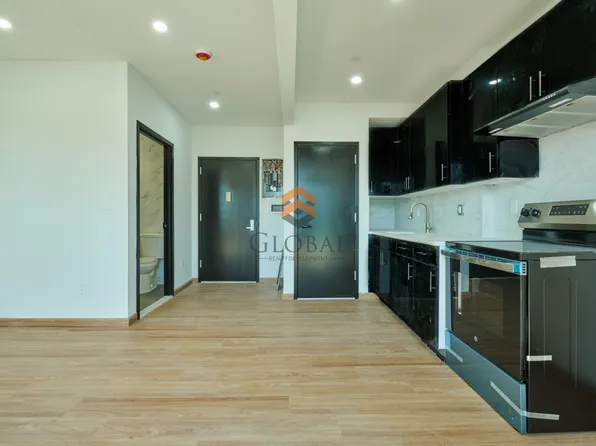 2039 Westchester Ave #701, Bronx, NY 10462