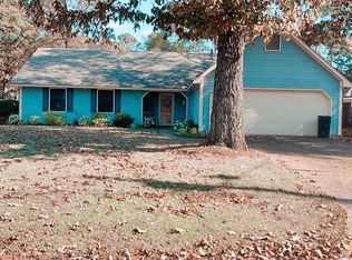 434 Drake Cir, Columbus, MS 39702