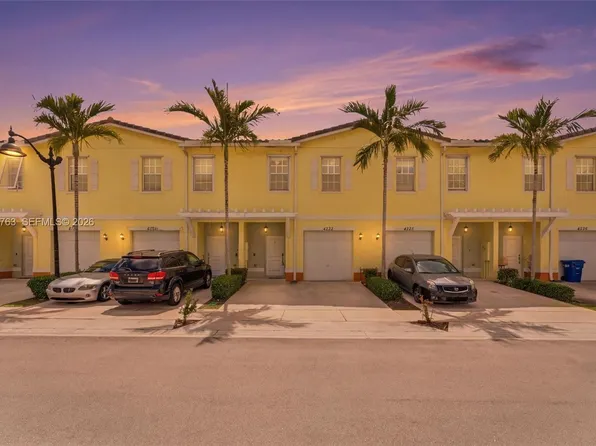 4032 NW 11th St, Lauderhill, FL 33313