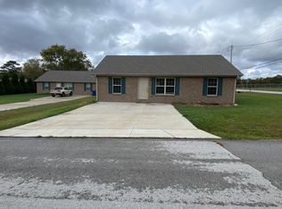 367 Hendrixson Dr, Manchester, TN 37355