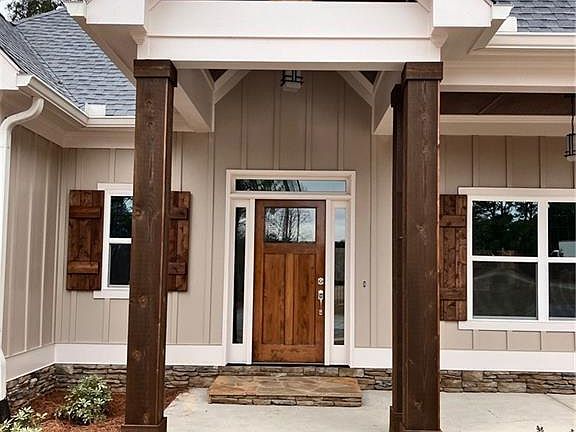 3rd image of 5123 Yellow Creek Rd