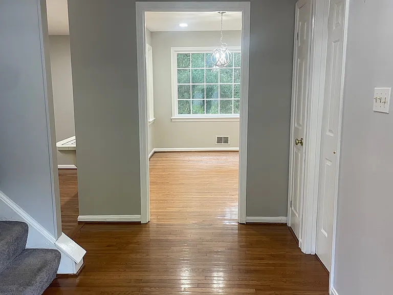 9025 Streamview Ln — Photo 14