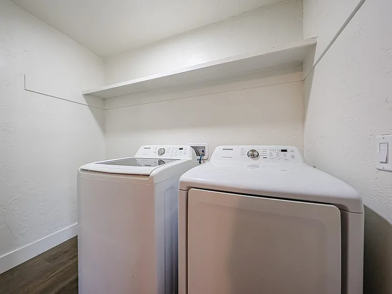 1722 E Atlanta Ave — Photo 24
