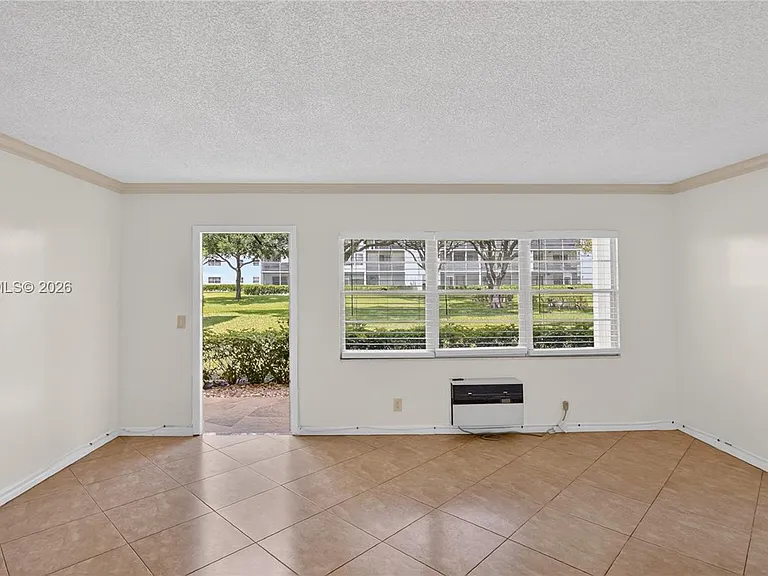 48 Mansfield Dr #48-B — Photo 16