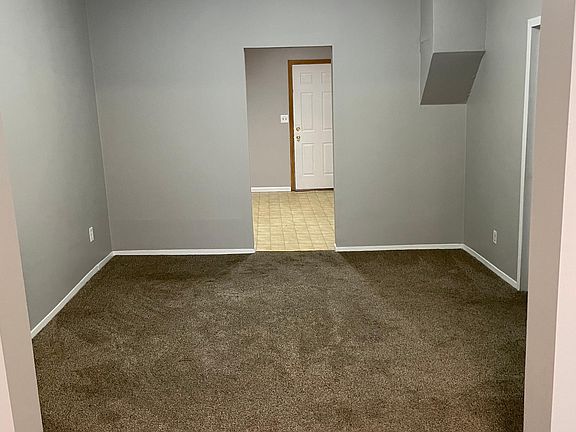 5th image of 2728 N Wilton Ave #1