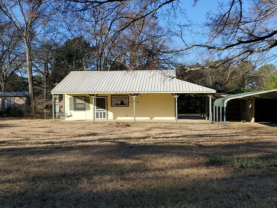 1st image of 305 Chelsea Dr