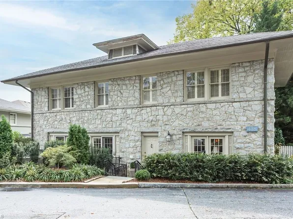 418 Fisher Park Cir, Greensboro, NC 27401