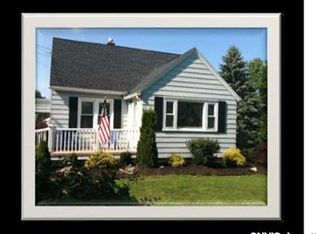 3583 Howlett Hill Rd, Camillus, NY 13031