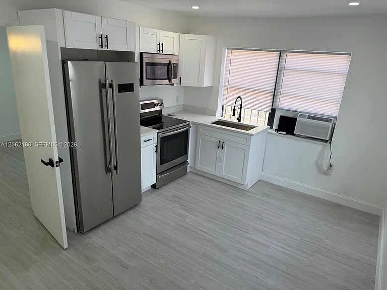 7842 NW 5th Ave #FRONT — Photo 8