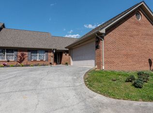 120 Mayfair E, Maryville, TN 37803