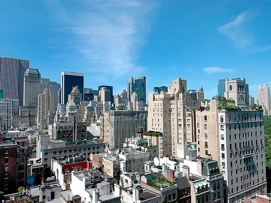 Rented by Sotheby's International Realty | media 26