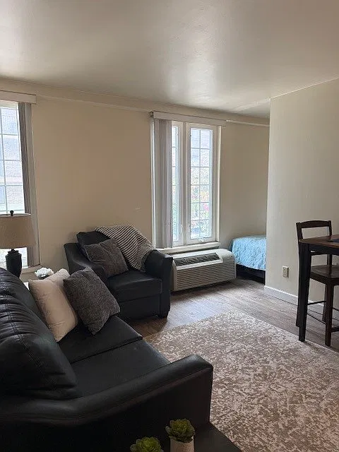 1 bed, $1,720 — Photo 4