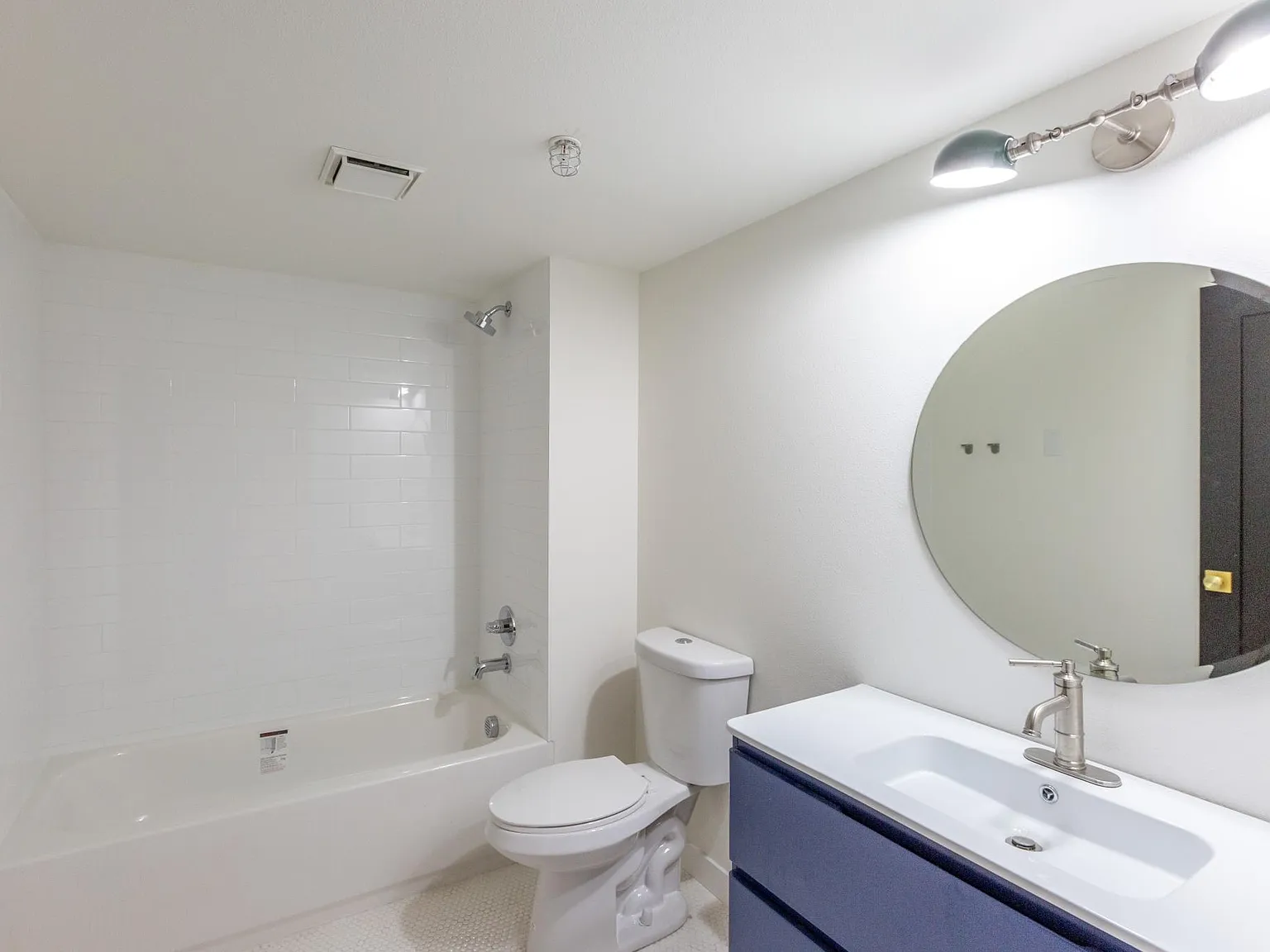 2 bed, 1130 sqft, $1,795 — Photo 2