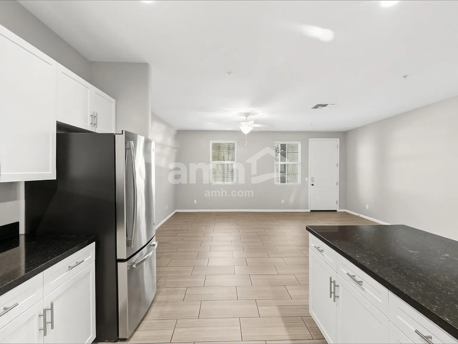 3 bed, 2.5 bath, 1749 sqft, $1,885 — Photo 4