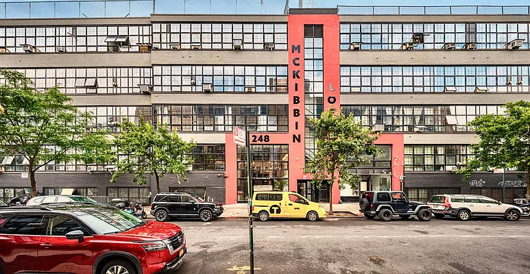 Rented by Deegan Management I Co., LLC | media 11